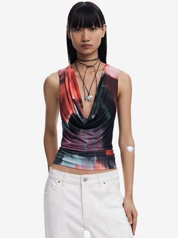 Haut Desigual en rouge : devant