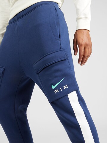 Nike Sportswear Tapered Hose in Blau
