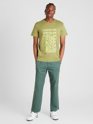 Regular T-Shirt Calvin Klein Jeans en vert