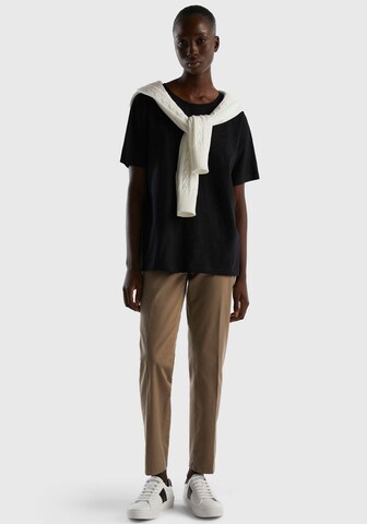 UNITED COLORS OF BENETTON - Camiseta en negro