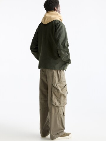 Geacă de primăvară-toamnă de la Pull&Bear pe verde