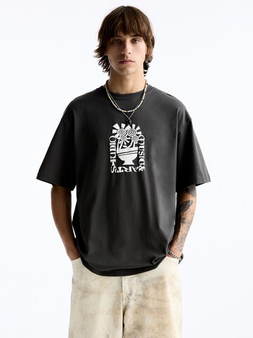 Pull&Bear T-Shirt in Schwarz: Vorderseite