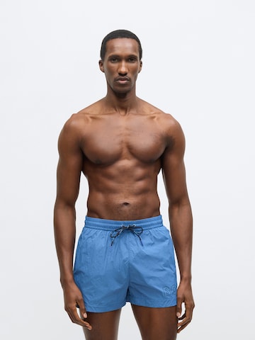 BOSSKupaće hlače 'Mooneye' - plava boja: prednji dio