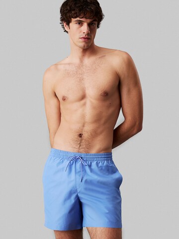 Shorts de bain Calvin Klein Swimwear en bleu : devant