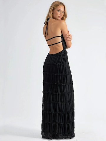 Hiccup Dress in Black