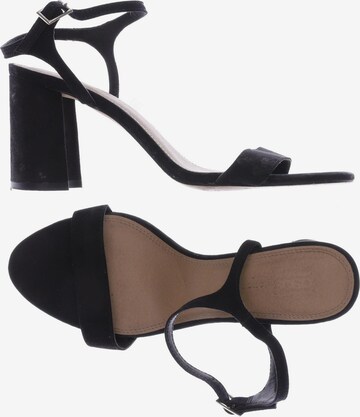 Asos High Heels & Pumps in 37,5 in Black: front