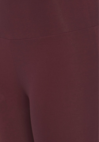 LASCANA Skinny Leggings in Red