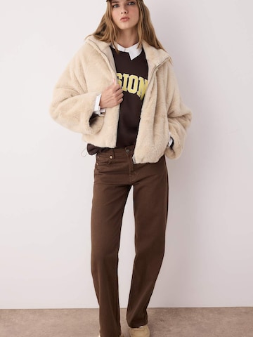 Trendyol Jacke in Beige