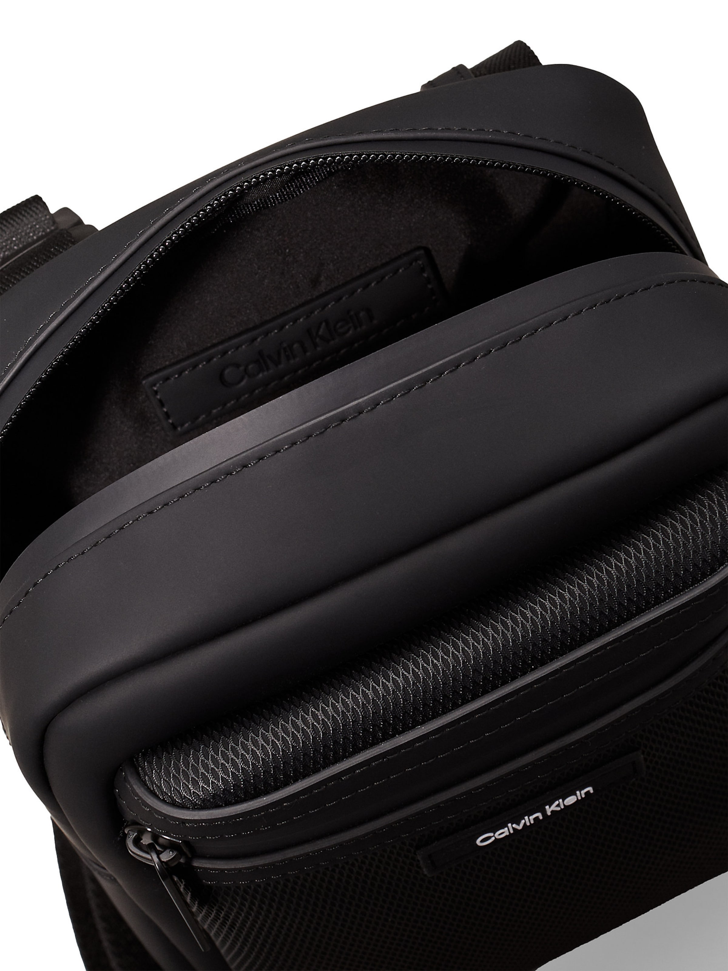 Calvin Klein Crossbody Bag 'Essential' in Black