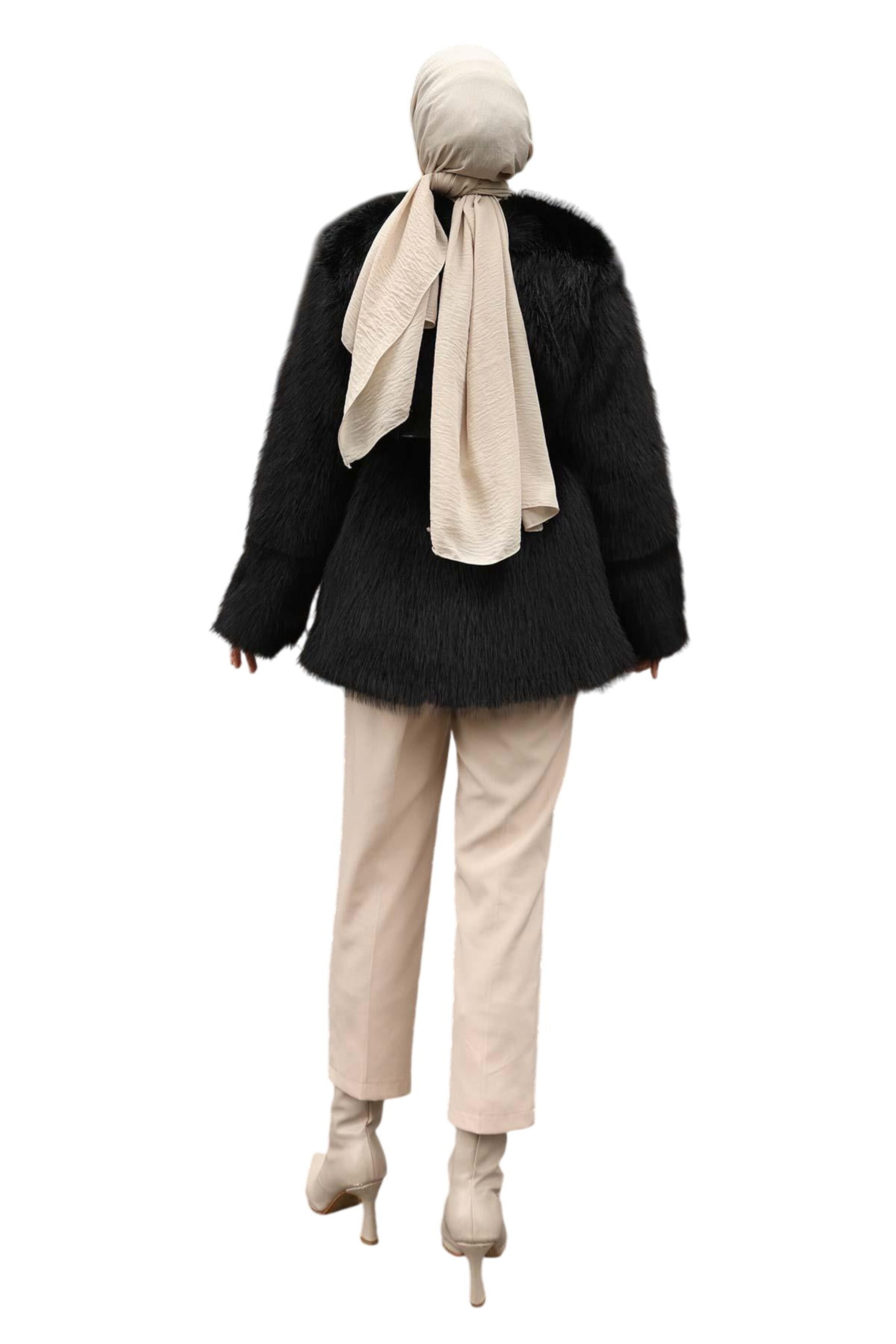 MODAMIHRAM Tussenjas in Zwart