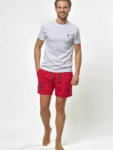 U.S. POLO ASSN. Uimashortsit 'Alexander' värissä punainen