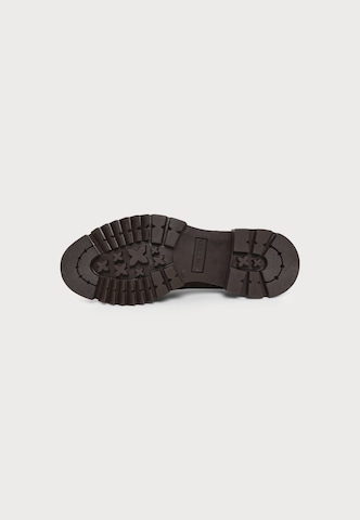 Boots stringati 'Qaiza' di STEVE MADDEN in marrone