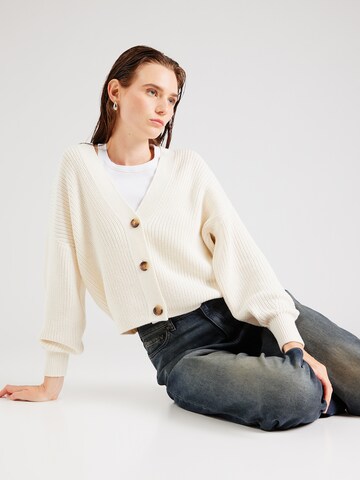 Cardigan QS en beige : devant