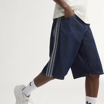 ADIDAS ORIGINALS - Pierna ancha Vaquero 'Firebird Adicolor' en azul