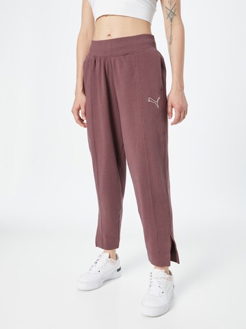 PUMA Loosefit Sportbroek in Lila: voorkant