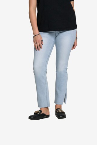 Studio Untold Flared Jeans in Blue: front