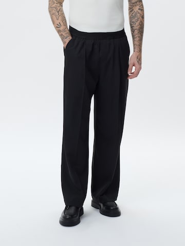 Wide Leg Pantalon à plis KARIA by Loris Karius en noir : devant