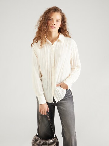 Gina Tricot Blus i beige: framsida