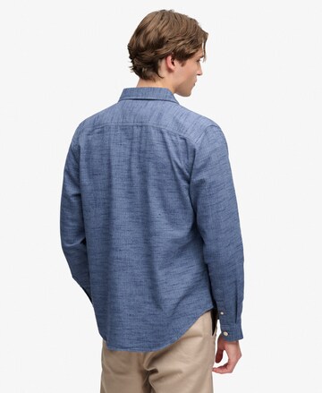 Fit confort Chemise Superdry & Co en bleu