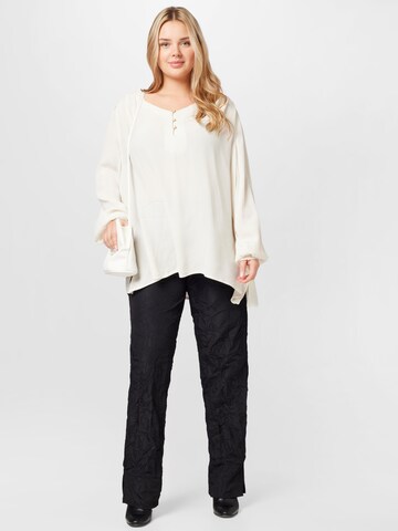 Fransa Curve Blouse 'Fpisadora' in Wit