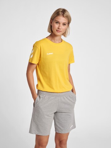 T-shirt fonctionnel Hummel en jaune : devant