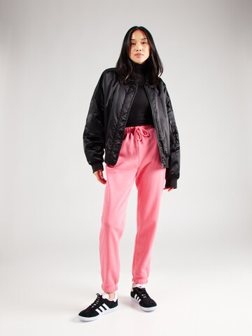 PIECES Tapered Trousers 'PCCHILLI' in Pink