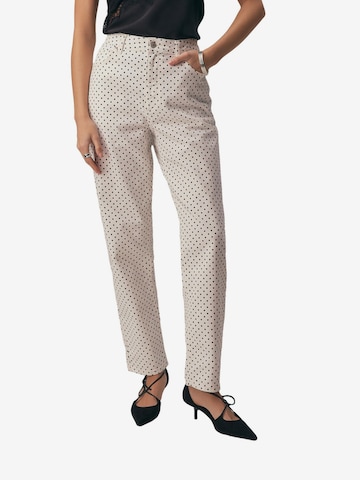 balta Next Siaurėjantis Džinsai: priekis