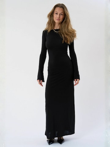 Robe ' Layla ' ITS MAY en noir : devant