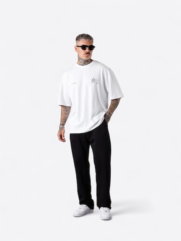 T-Shirt 'Opposé' ESTEEM en blanc