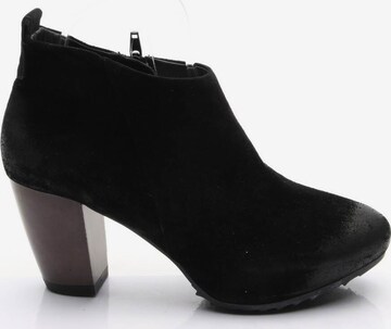 Högl Dress Boots in 38 in Black: front