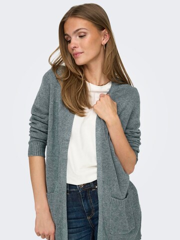 Cardigan 'ONLLesly' ONLY en gris