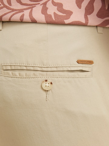 Coupe slim Pantalon chino 'JPSTMarco Sunny' JACK & JONES en beige