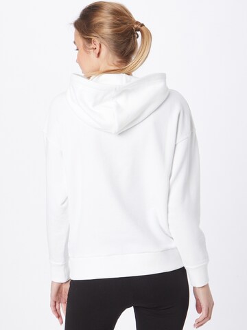 PUMA Sweatshirt in White