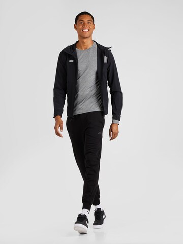 NIKE - Chaqueta deportiva en negro