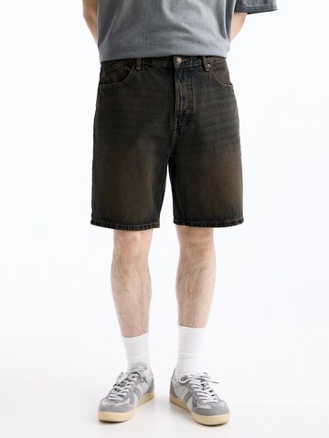 Pull&Bear Loosefit Shorts in Blau: predná strana