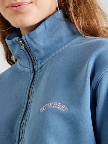 Sweat-shirt 'ESSENTIAL' Superdry en bleu