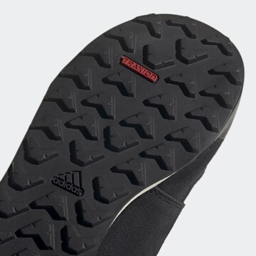 Boots 'Climawarm Snowpitch' di ADIDAS TERREX in nero