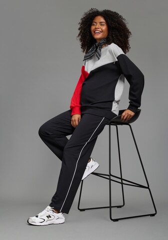 Neun Monate Sweatshirt in Grey