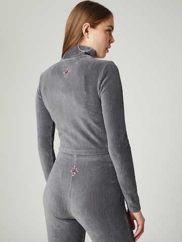 VIERVIER Shirt 'Celia' in Grey