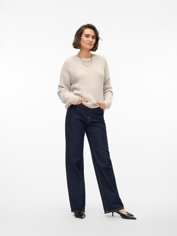 VERO MODA Sweater in White