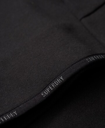 Superdry Sportsweatjacke in Schwarz