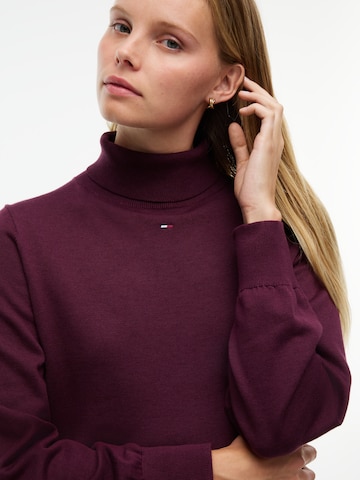 Tommy Jeans Úpletové šaty 'ESS' – fialová