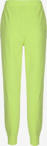 Nike Sportswear Дънки Tapered Leg Панталон в зелено