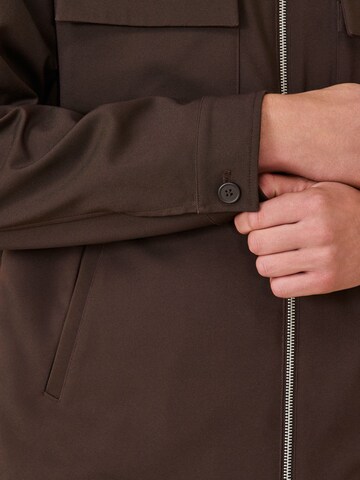 Next Jacke in Braun