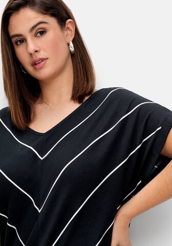 SHEEGO - Camiseta en negro