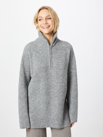 DRYKORN Oversized Sweater 'JANELLE' in Grey: front