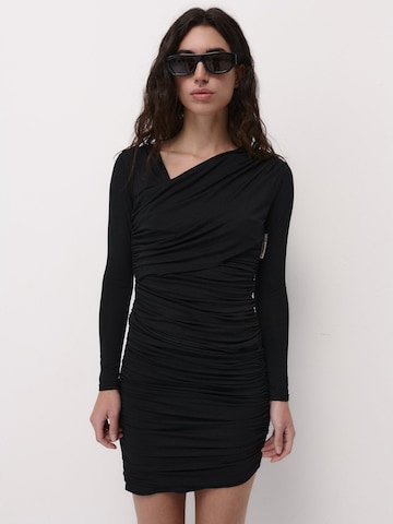 FEMSSY Dress in Black