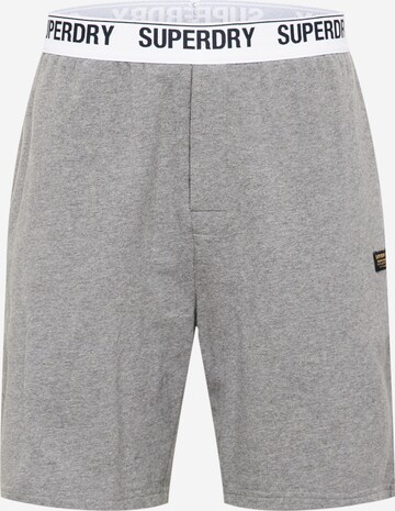 Superdry Regular Shorts in Grau: predná strana