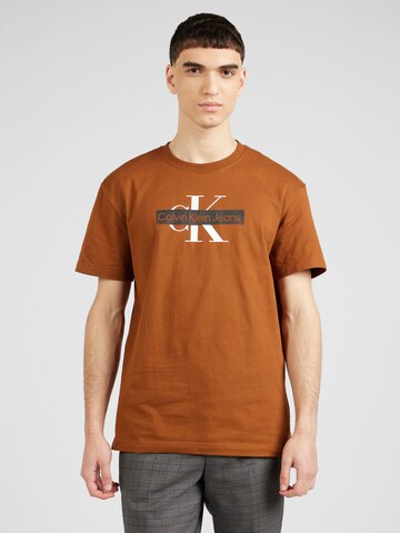 T-Shirt Calvin Klein Jeans en marron : devant