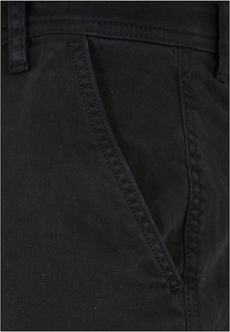 Tapered Pantaloni cargo di Urban Classics in nero
